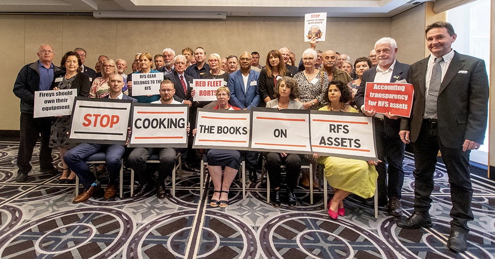 Councillors voice their opposition to the "red fleet" issue during the 2023 Rural and Regional Summit in Sydney.