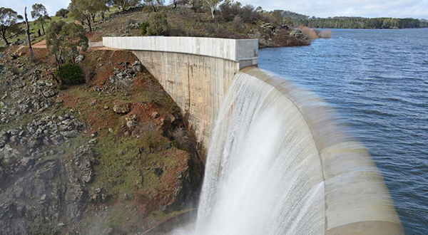 Water flowing over the dam wall at Suma Park Dam, near Orange NSW.